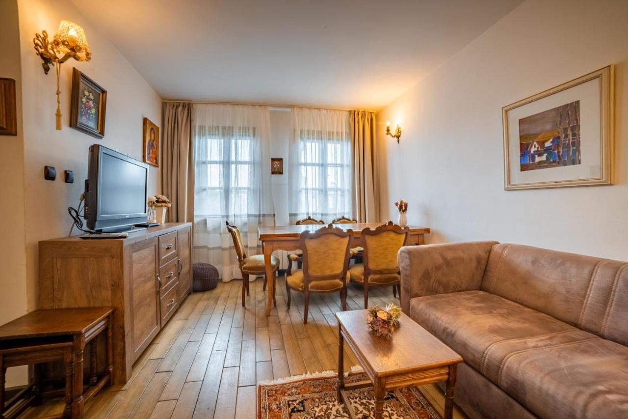 Four Riders Guest House Veliko Tarnovo Exterior photo