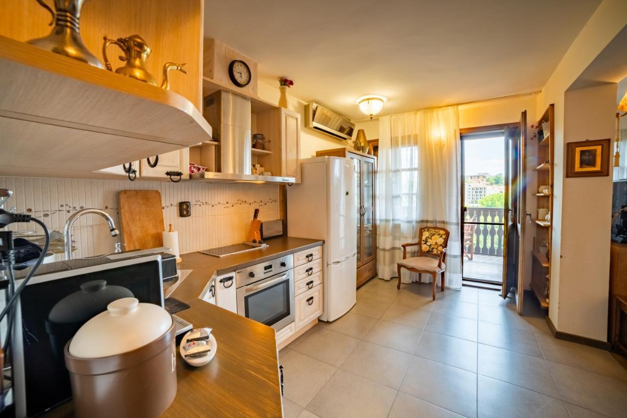 Four Riders Guest House Veliko Tarnovo Exterior photo